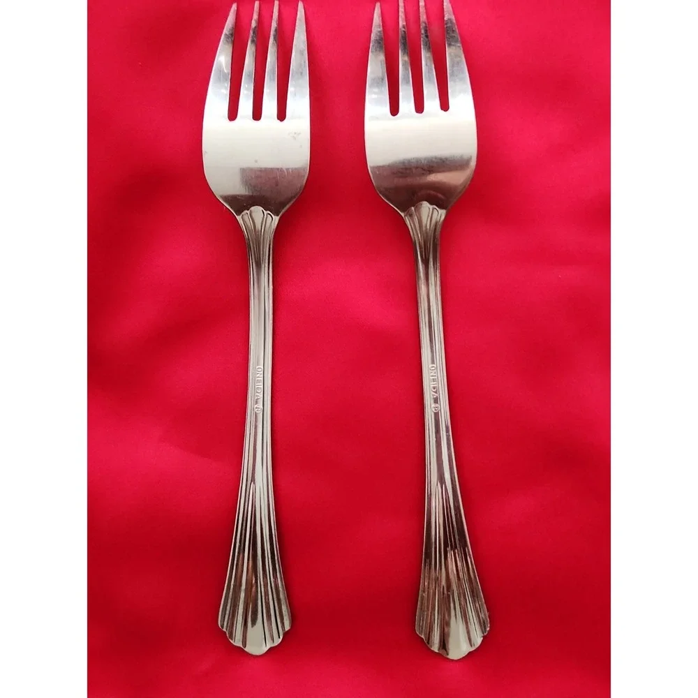 6 ONEIDA DUBLIN Stainless Flatware Lot 4 Salad Forks 2 Dinner Forks Retired